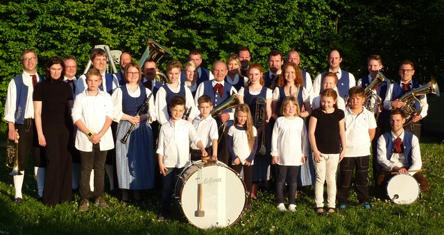 Jugendkapelle und Odenwälder Trachtenkapelle Wenschdorf-Monbrunn
