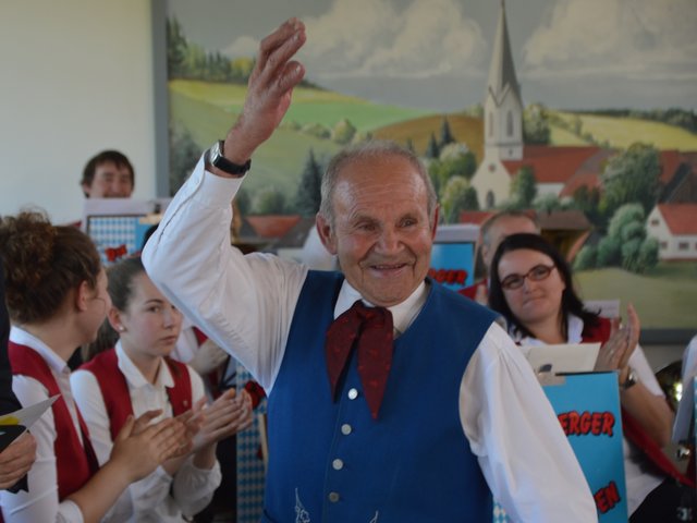 Ehrung von Anton Hock für 70 Jahre aktives Musizieren