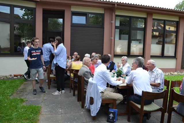 Gäste des Kirchenkaffees, anlässlich der Patroziniumsfeier in Kleinheubach