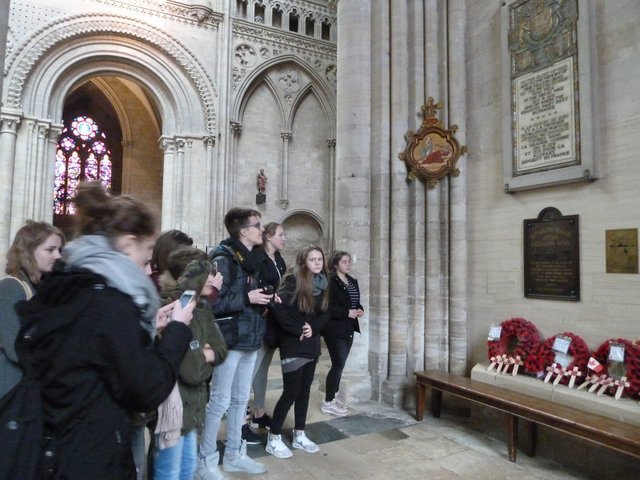 In der Kathedrale von Bayeux
