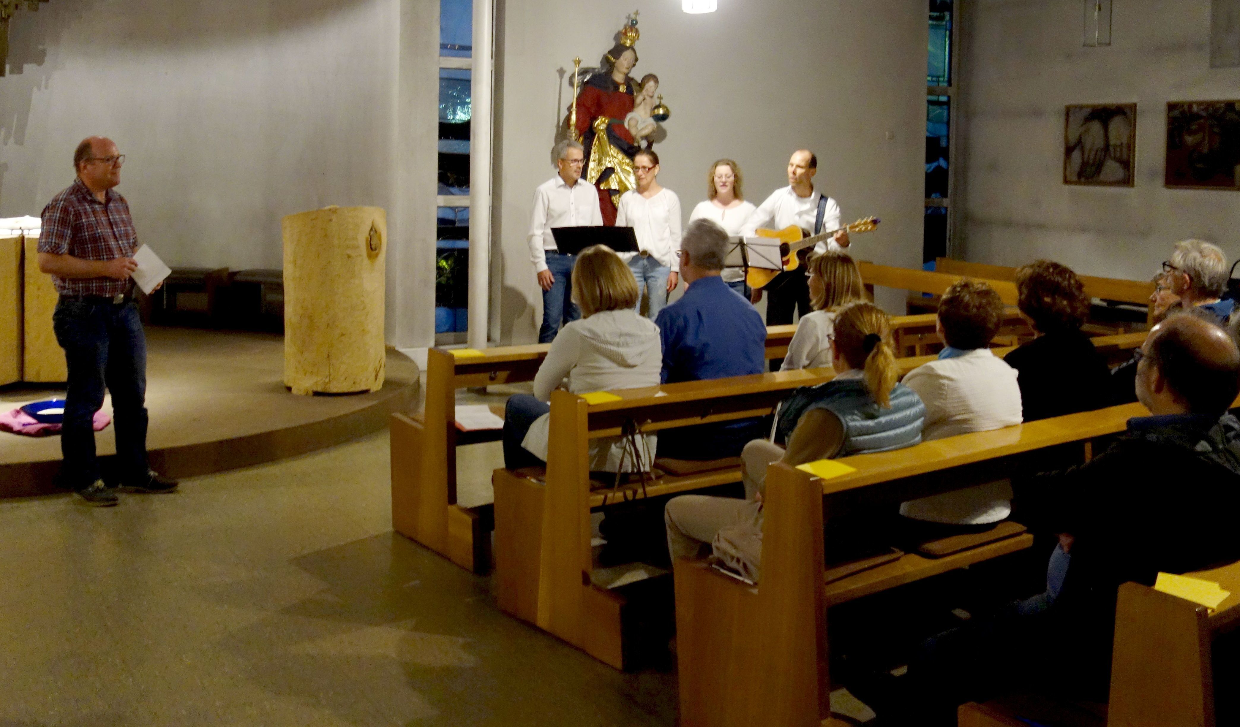 Das Moya-Quartett gestaltete den Grenzgänger-Gottesdienst mit stimmungsvollen Liedern voller Leben.