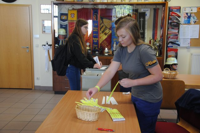 Impressionen von der U18-Wahl am Freitag, 5. Oktober im Feuerwehrhaus in Klingenberg. | Foto: Andrea Kaller-Fichtmüller