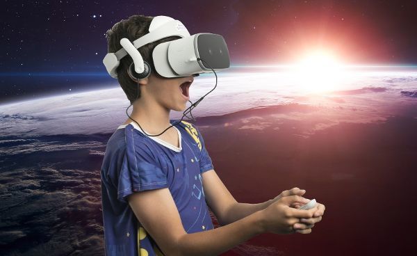 Das Eintauchen in die virtuelle Welt soll Kindern im Krankenhause Freude und Glückmomente bescheren.