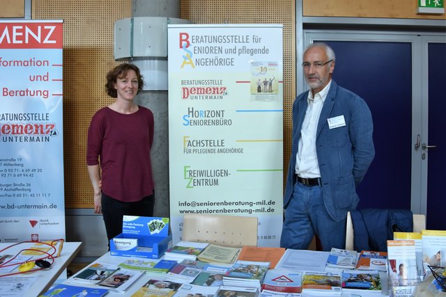 Informationsstand im großen Saal der Mittelmühle in Bürgstadt.