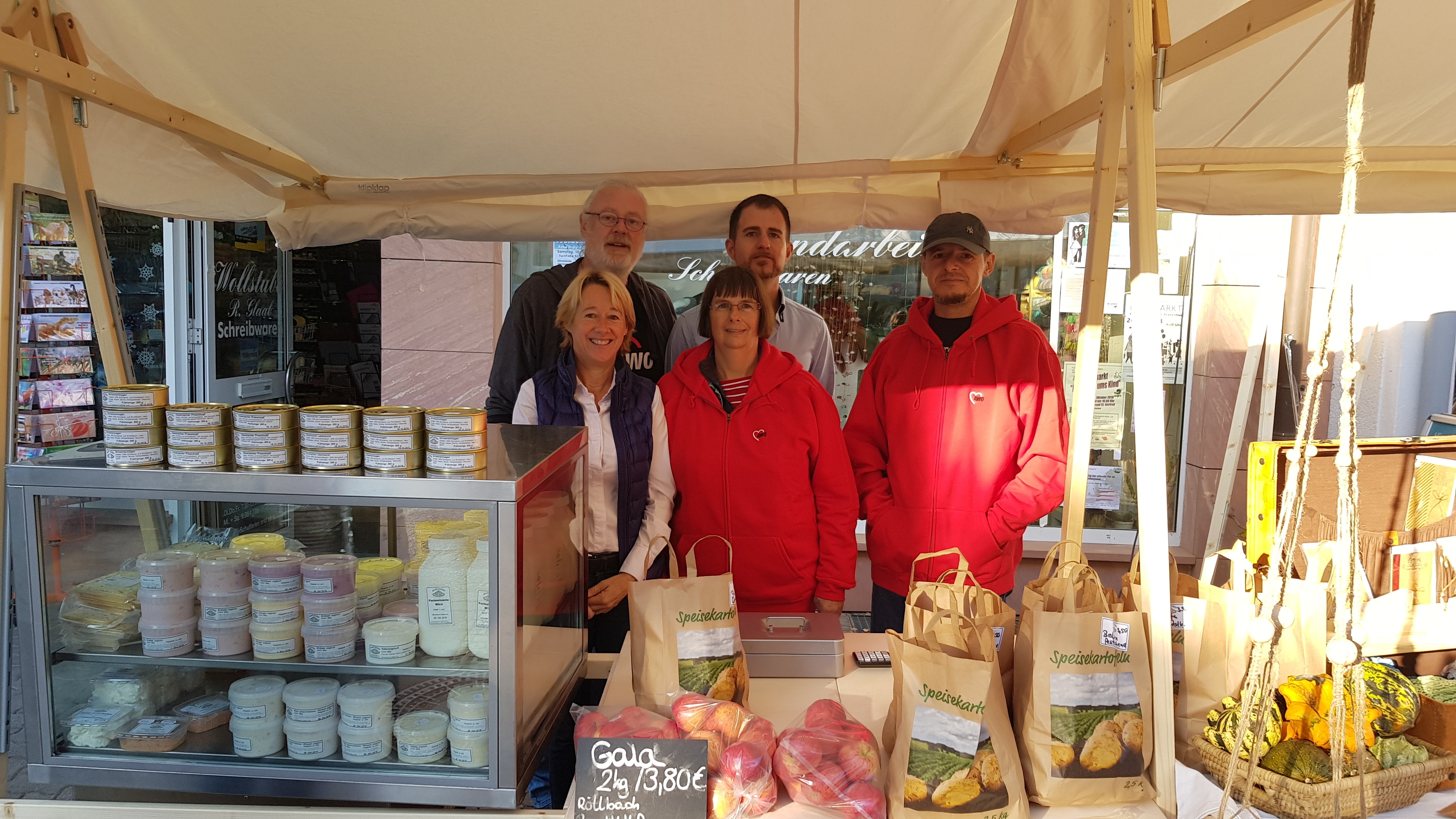 Jeden Dienstag ist Markt in Schweinheim