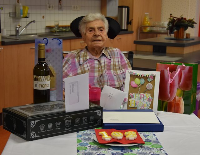 Gertrud Fröhlich feierte am 25. Oktober 2018 ihren 102. Geburtstag.