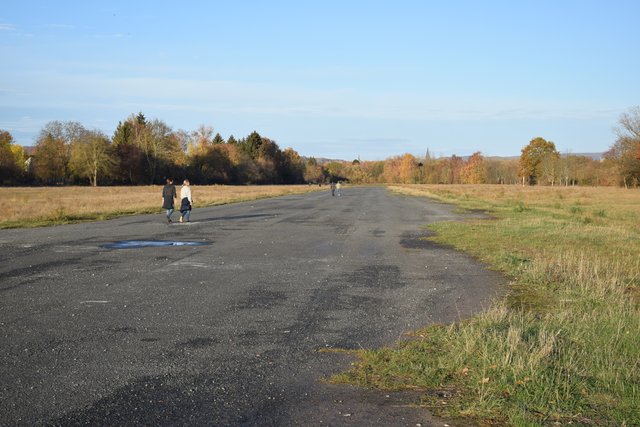 Das Flugfeld in Nilkheim