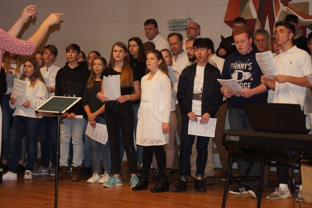 Projektchor des Sängerkreises Miltenberg, Leitung Franny Fuchs.