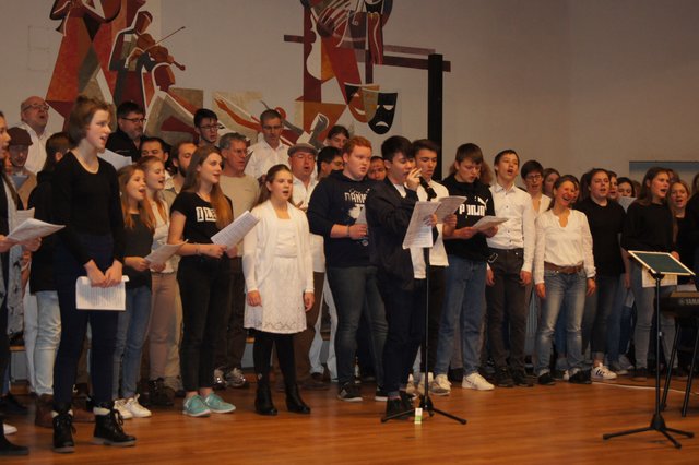 Projektchor des Sängerkreises Miltenberg, Leitung Franny Fuchs.