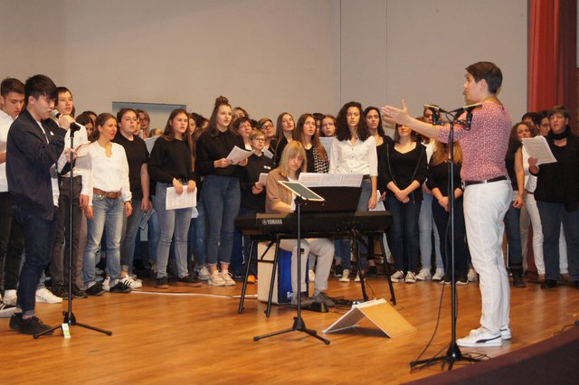 Projektchor des Sängerkreises Miltenberg, Leitung Franny Fuchs.