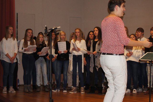 Projektchor des Sängerkreises Miltenberg, Leitung Franny Fuchs.