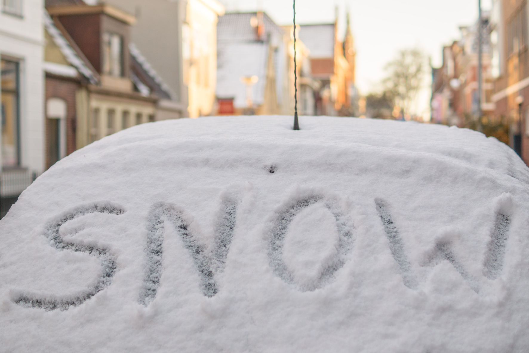 – Eiskalt erwischt: Wohl dem Autofahrer, der seinen Wagen auf den Winter vorbereitet hat.