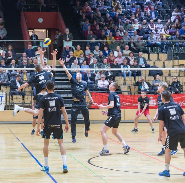 Die Sportlerinnen und Sportler des TV Mömlingen zeigten, auf was es beim Volleyball ankommt.