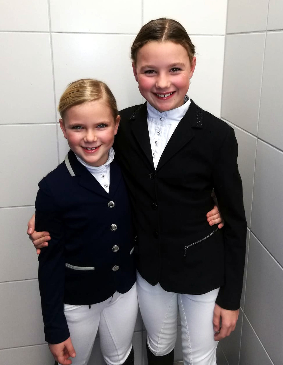 Maya Kiefer und Lea Kaupert, zwei Nachwuchstalente aus Bürgstadt