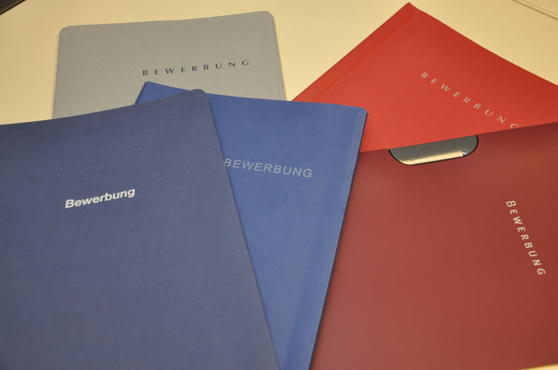 Bewerbungsmappen - ein erster Schritt zur Bewerbung