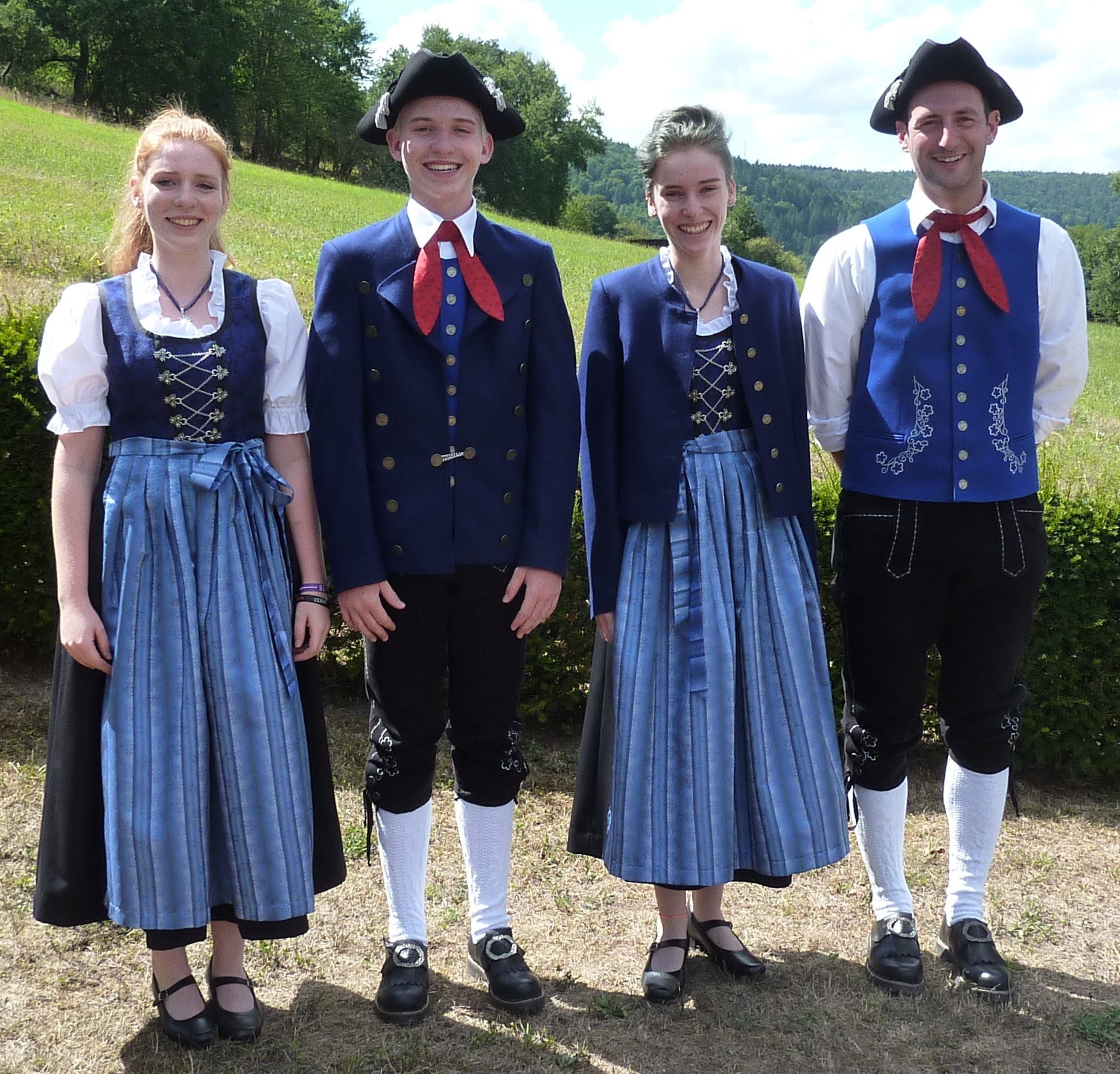 Musikverein Odenwälder Trachtenkapelle Wenschdorf-Monbrunn / Mitgliederversammlung 2019 / neue Tracht