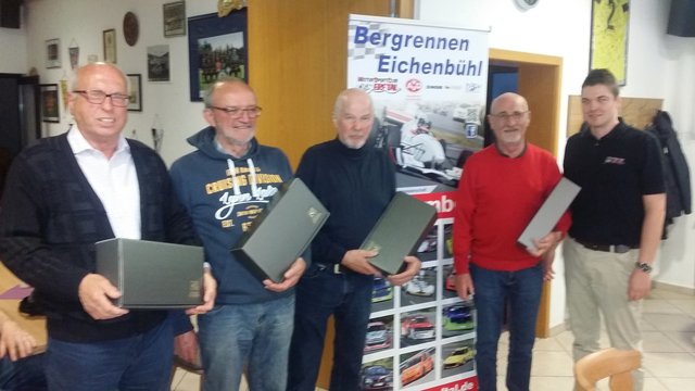 von links: Walter Weber, Klaus Bachmann, Werner Reinhart, Otto Schmedding, Präsident Steffen Hofer | Foto: Arno Neuberger
