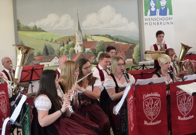Musikverein Eichenkranz Eichenbühl beim Musikalischen Maienabend am 5. Mai 2019 in Wenschdorf