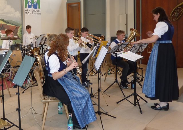 Jugendkapelle Wenschdorf-Monbrunn beim Musikalischen Maienabend am 5. Mai 2019 in Wenschdorf
