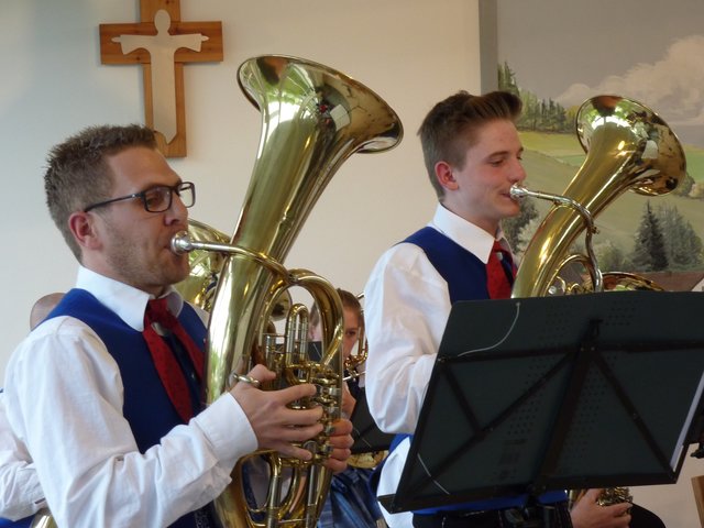 Odenwälder Trachtenkapelle Wenschdorf-Monbrunn beim Musikalischen Maienabend am 5. Mai 2019 in Wenschdorf