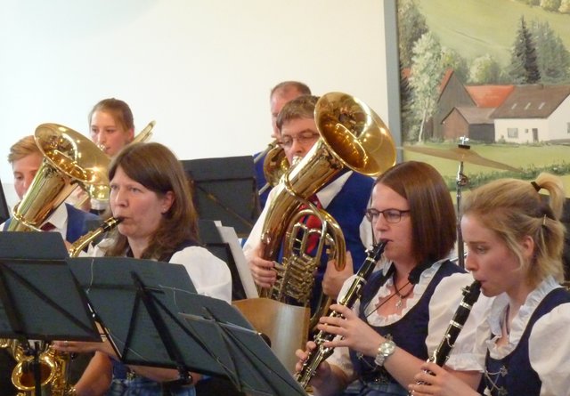 Odenwälder Trachtenkapelle Wenschdorf-Monbrunn beim Musikalischen Maienabend am 5. Mai 2019 in Wenschdorf