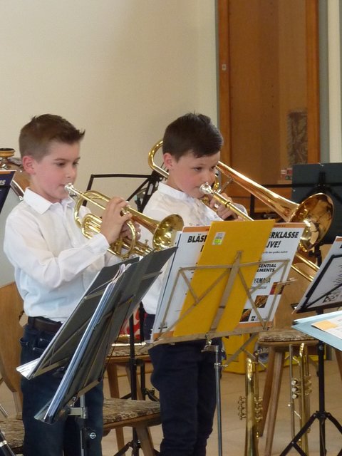 Jugendkapelle Wenschdorf-Monbrunn beim Musikalischen Maienabend am 5. Mai 2019 in Wenschdorf