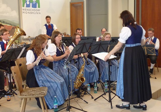 Odenwälder Trachtenkapelle Wenschdorf-Monbrunn beim Musikalischen Maienabend am 5. Mai 2019 in Wenschdorf