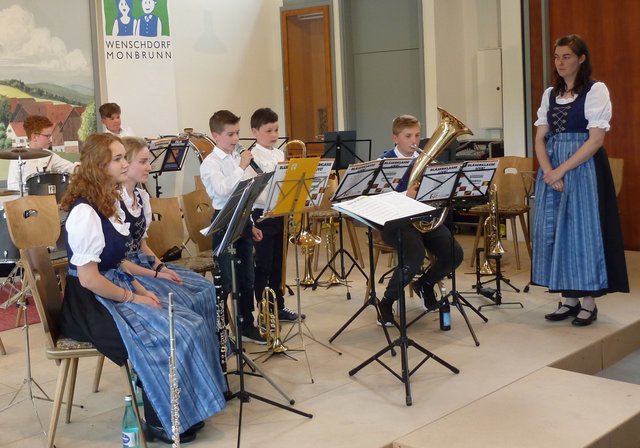 Jugendkapelle Wenschdorf-Monbrunn beim Musikalischen Maienabend am 5. Mai 2019 in Wenschdorf