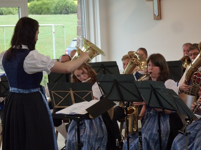 Odenwälder Trachtenkapelle Wenschdorf-Monbrunn beim Musikalischen Maienabend am 5. Mai 2019 in Wenschdorf
