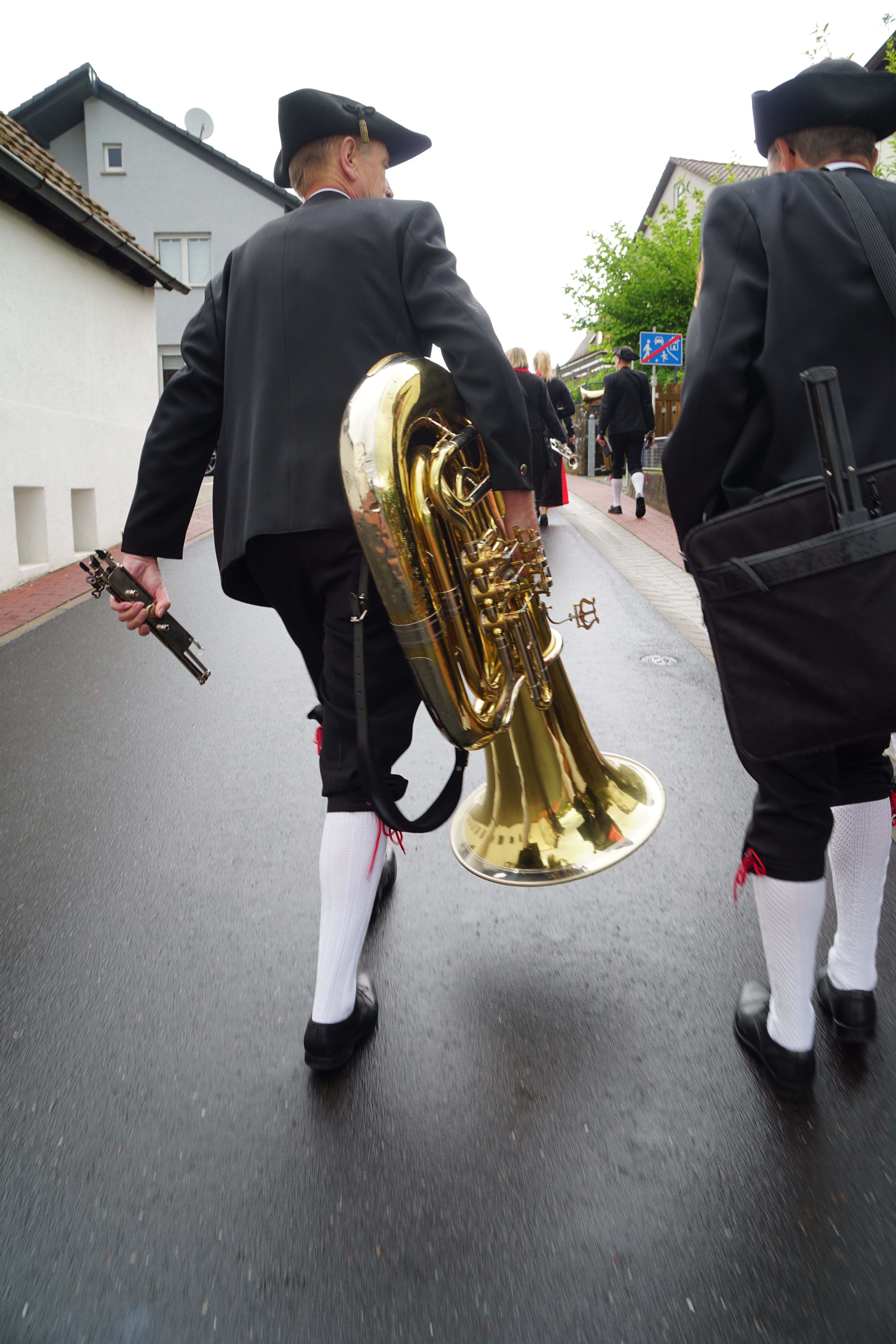 Auf zum Jahrtag! - In der idyllisch gelegenen Spessartgemeinde fand am Samsta, 11. Mai 2019, zwischen neun und 15 Uhr das 99. Feldgeschworenen-Treffen der nördlichen Landkreisgemeinden zwischen Niedernberg und Wörth, Mömlingen und Mönchberg statt.
