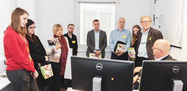 Gogol Study Tour am 8. Mai 2019 im News Verlag Miltenberg. Auf großes Interesse stieß auch der Schulterblick bei Verkaufsleiter Bernd Hoffmann (rechts, sitzend) zum hochaktuellen Thema „Recruiting &amp; Employer Branding für Kunden“.  | Foto: News Creativ