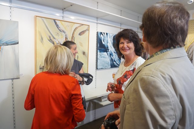 Bewunderung und Freude.