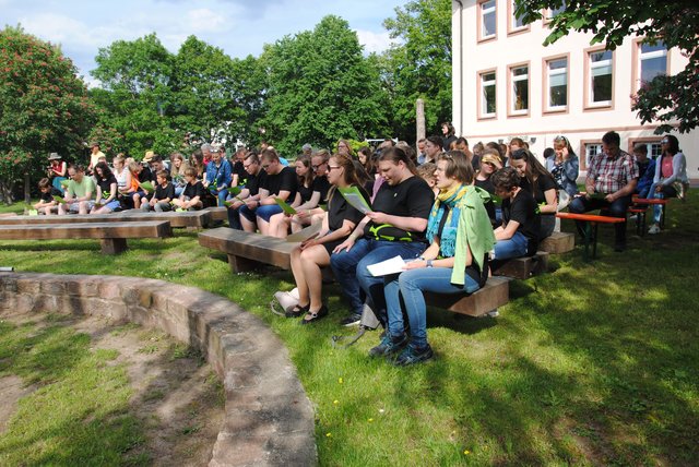 Mit einer Andacht am Freialtar im Jugendhaus St. Kilian wurde die 72-Stunden-Aktion beendet. | Foto: Andrea Kaller-Fichtmüller