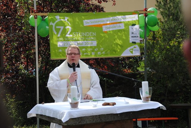 Jugendseelsorger Bernd Winter bedankte sich bei allen Teilnehmern für das großartige Engagement.  | Foto: Andrea Kaller-Fichtmüller