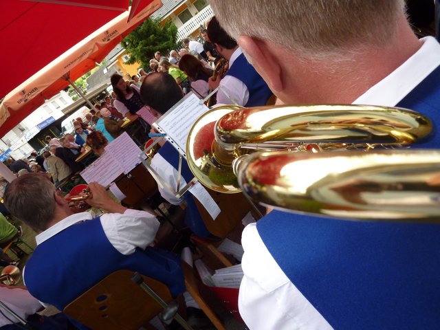 Odenwälder Trachtenkapelle Wenschdorf-Monbrunn beim Vatertagsfest des Musikvereins Germania Bürgstadt