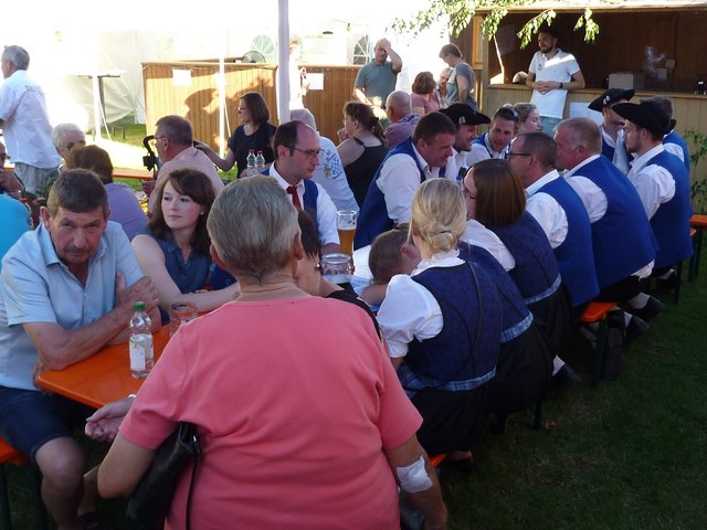 Odenwälder Trachtenkapelle Wenschdorf-Monbrunn beim Musikfest 100 Jahre Musikkapelle "Bavaria" Neunkirchen