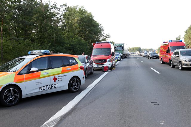 Sechs Verletzte: Verkehrsunfall auf der A45 bei Alzenau am 04.08.2019 ...