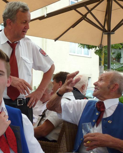 Anton Hock am 24. August 2019 mit 87 Jahren vor dem Einzug zur Michaelismesse Miltenberg.