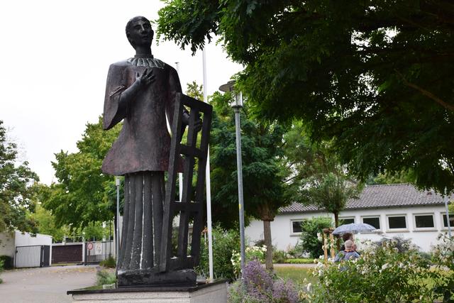 Pfarrer Friedrich Bruno Krane hat viel für den Kirchenbau und die Gemeinde geleistet | Foto: Wolfgang Giegerich