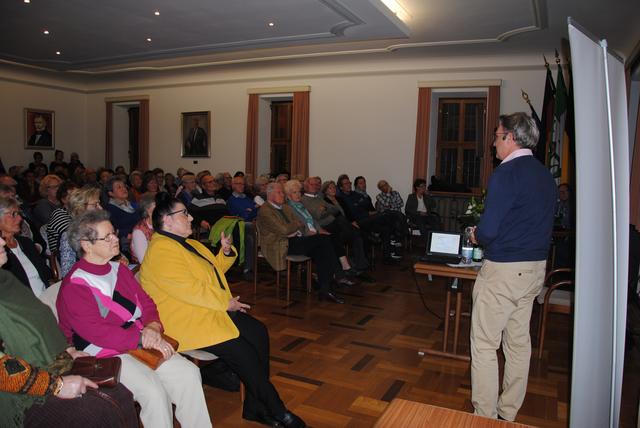 Sehr gut besucht war der Vortrag von Dr. Gunter Frank in Buchen. | Foto: Andrea Kaller-Fichtmüller