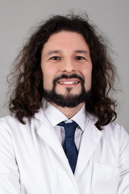 Dr. Mohamed Lamine Benghebrid, Chefarzt, Facharzt für Neurologie und Geriatrie, Leiter der Stroke Unit der Helios Klinik Erlenbach