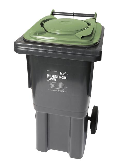 Die neue KWiN-Bioenergietonne ist mit einem speziellen Biofilterdeckel ausgestattet. Dieser schützt vor Insektenbefall und wirkt Geruchsbelästigung entgegen.
Foto: KWiN