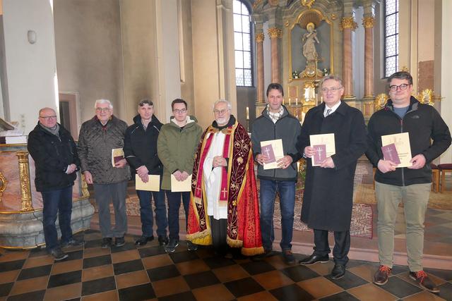 Die Bruderschaft freut sich über die neu eingetretenen Sodalen