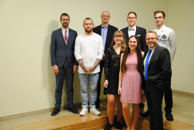 Die Besten der Besten. Sie konnten sich über einen Staatspreis inklusiv Geldpreis freuen. | Foto: Liane Schwab