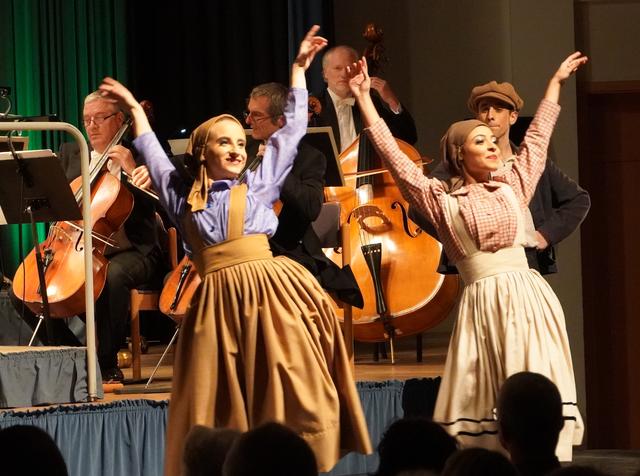 Konzerte  - sind wohl jetzt passé, ebenso Zusammensein auf Tuchfühlung. Konzert in Elsenfeld am Main. 