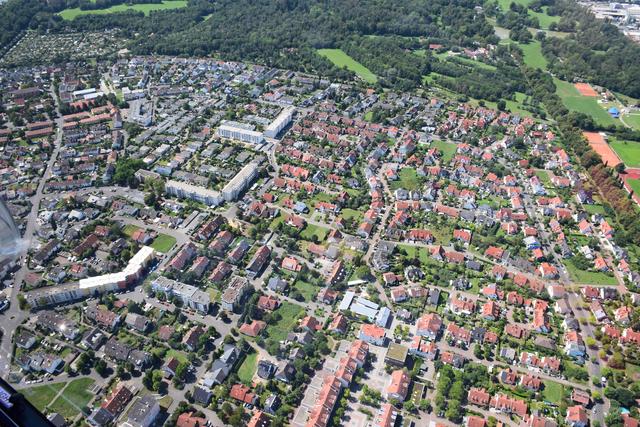Nilkheim Gesamt - unten Geschwister-Scholl-Platz | Foto: Wolfgang Giegerich