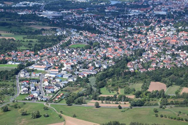 47 - Gewerbegebiet und Altschweinheim | Foto: Wolfgang Giegerich