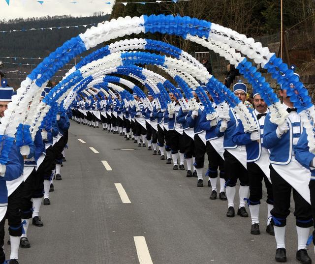 Der traditionelle Schäfflertanz in Stadtprozelten. | Foto: privat