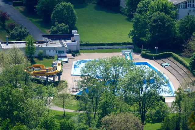 "Ruhe vor dem Ansturm!" - Das Erftalbad in Bürgstadt - wenige Wochen vor der Neu-Eröffnung am 8. Juni 2020. 