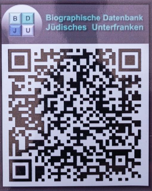 Mit einem Klick auf diesen QR-Code erfährt man alles Wissenswerte über die im alten jüdischen Miltenberger Friedhof Begrabenen.